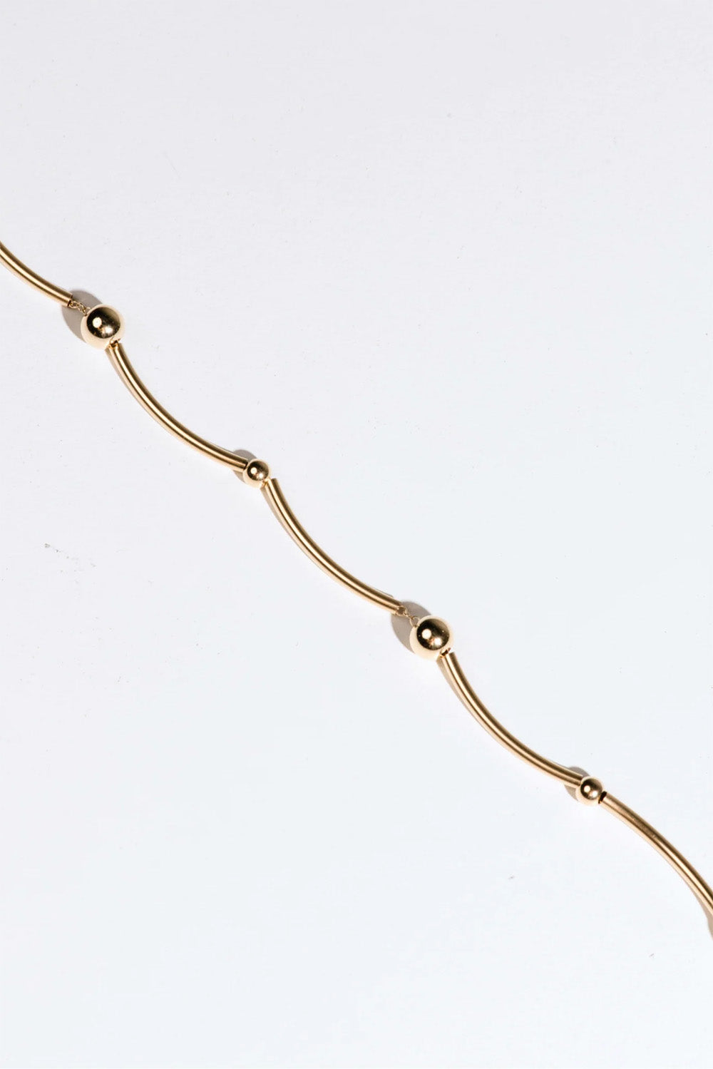 able nina tube bracelet gold detail