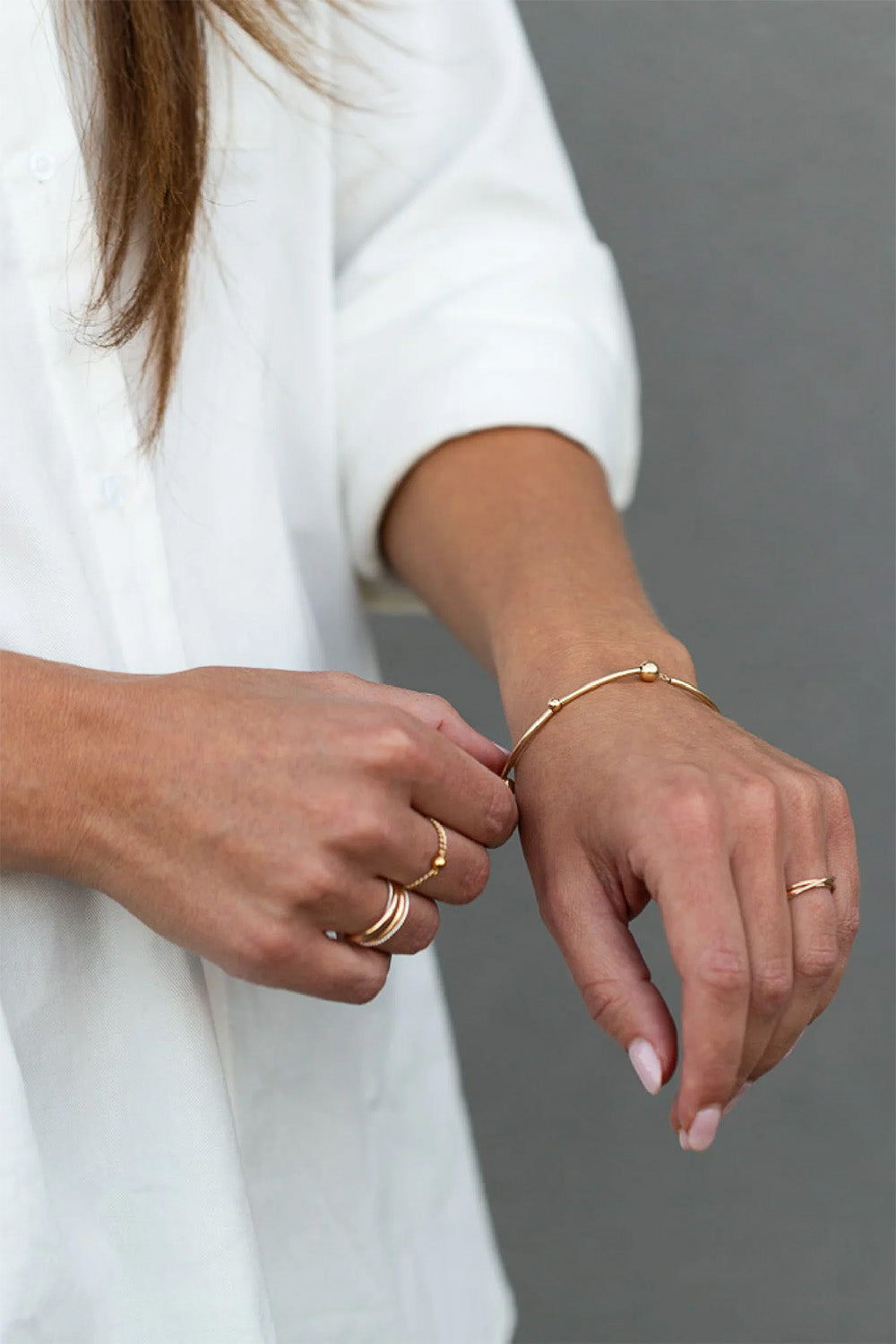 able nina tube bracelet gold model
