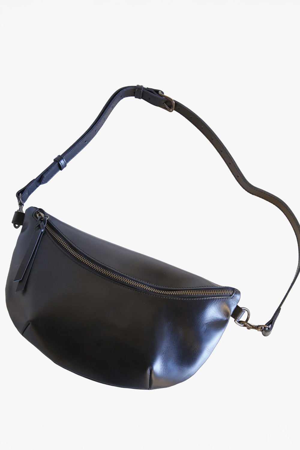 able berkeley belt bag pebbled black 