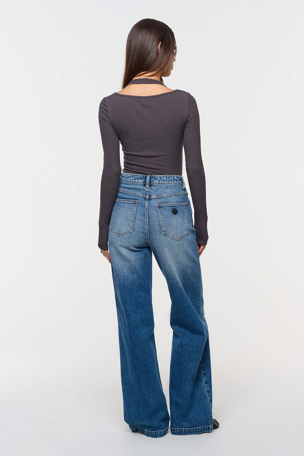 abrand-a-94-high-and-wide-kaley-back