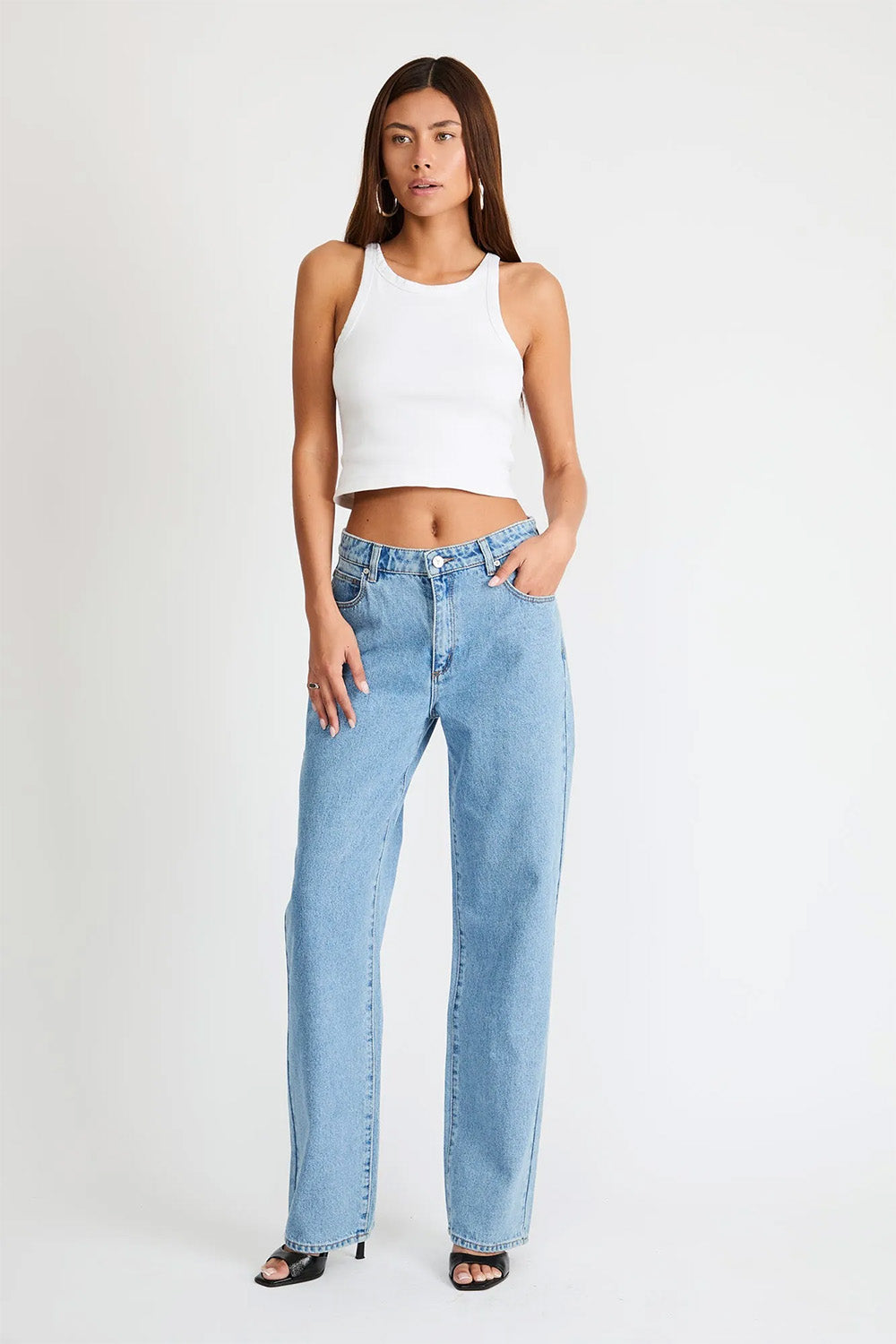 ABrand Jeans A 95 Mid Baggy in Gigi — Quarter view