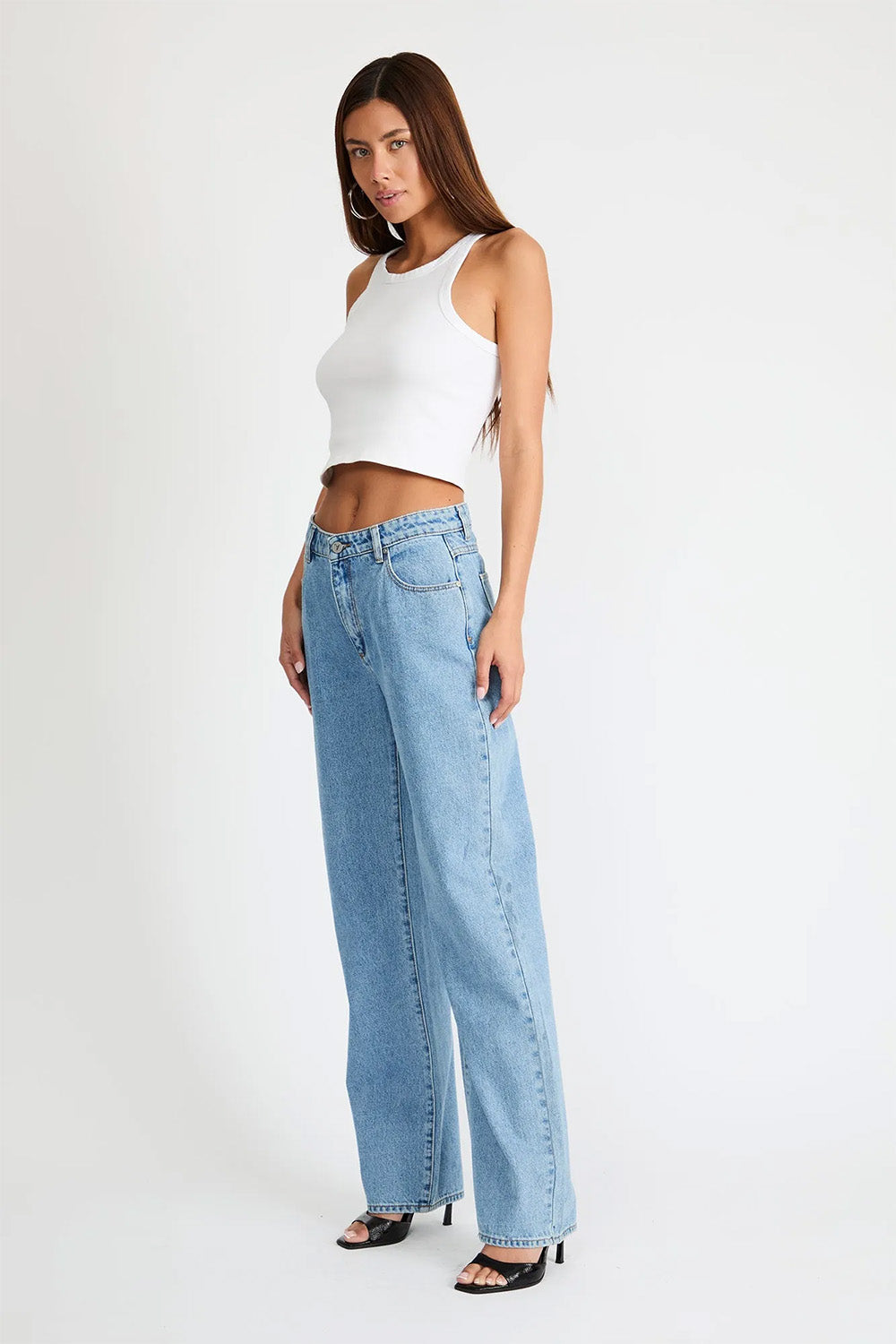 ABrand Jeans A 95 Mid Baggy in Gigi — Side view