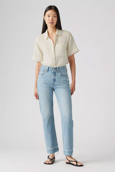 Levis - 501 Jean - Outside Theater - Front