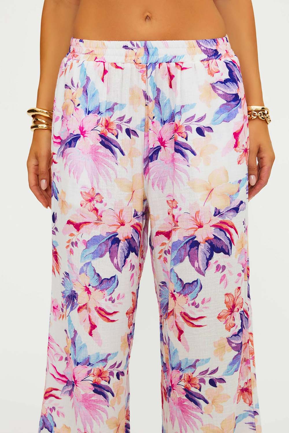 beach riot hampton pant hibiscus garden detail