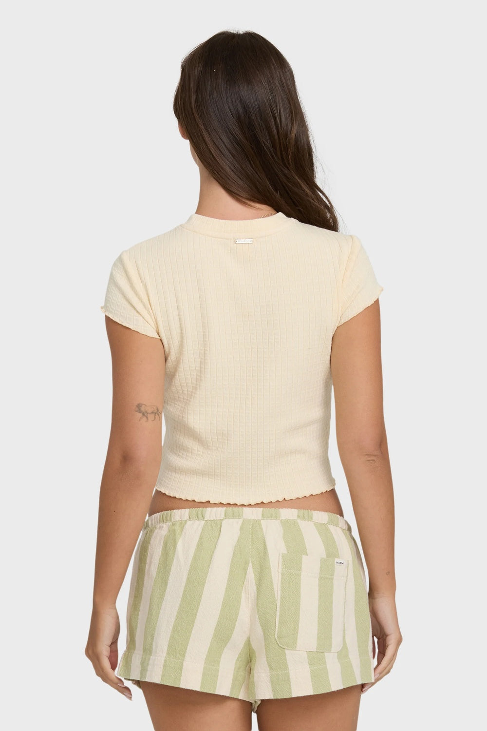 billabong shelly tee dove back