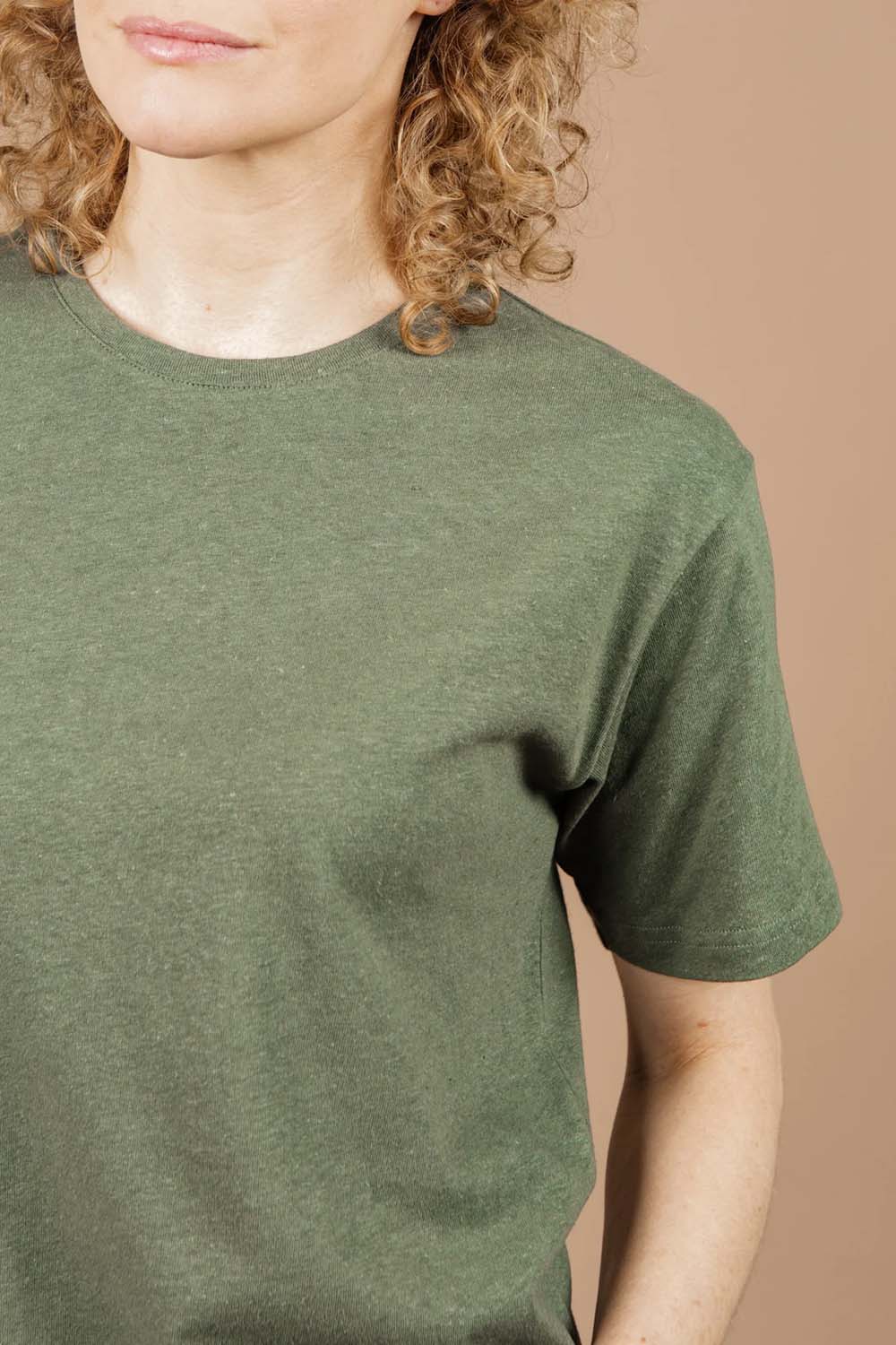 Bridge & Burn - Organic Hemp Boxy Tee - Cypress - Detail
