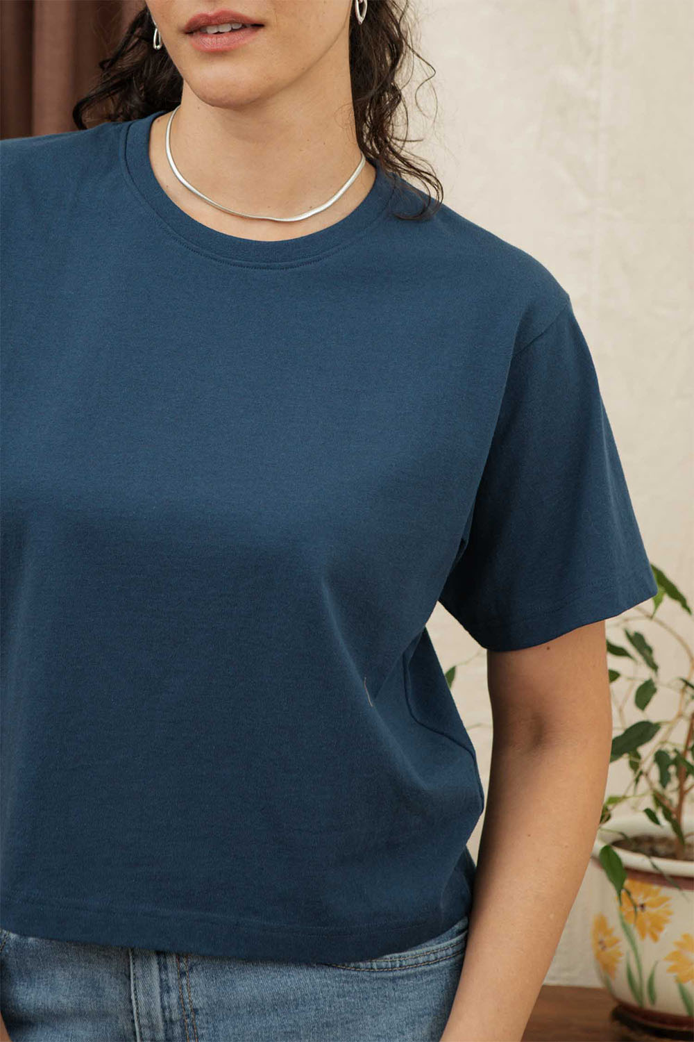 bridge and burn recycled boxy tee cobalt detail