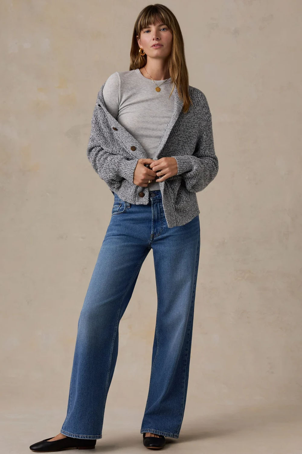 Faherty Featherweight Freestyle Layering Crew in Light Grey Heather — Styled view
