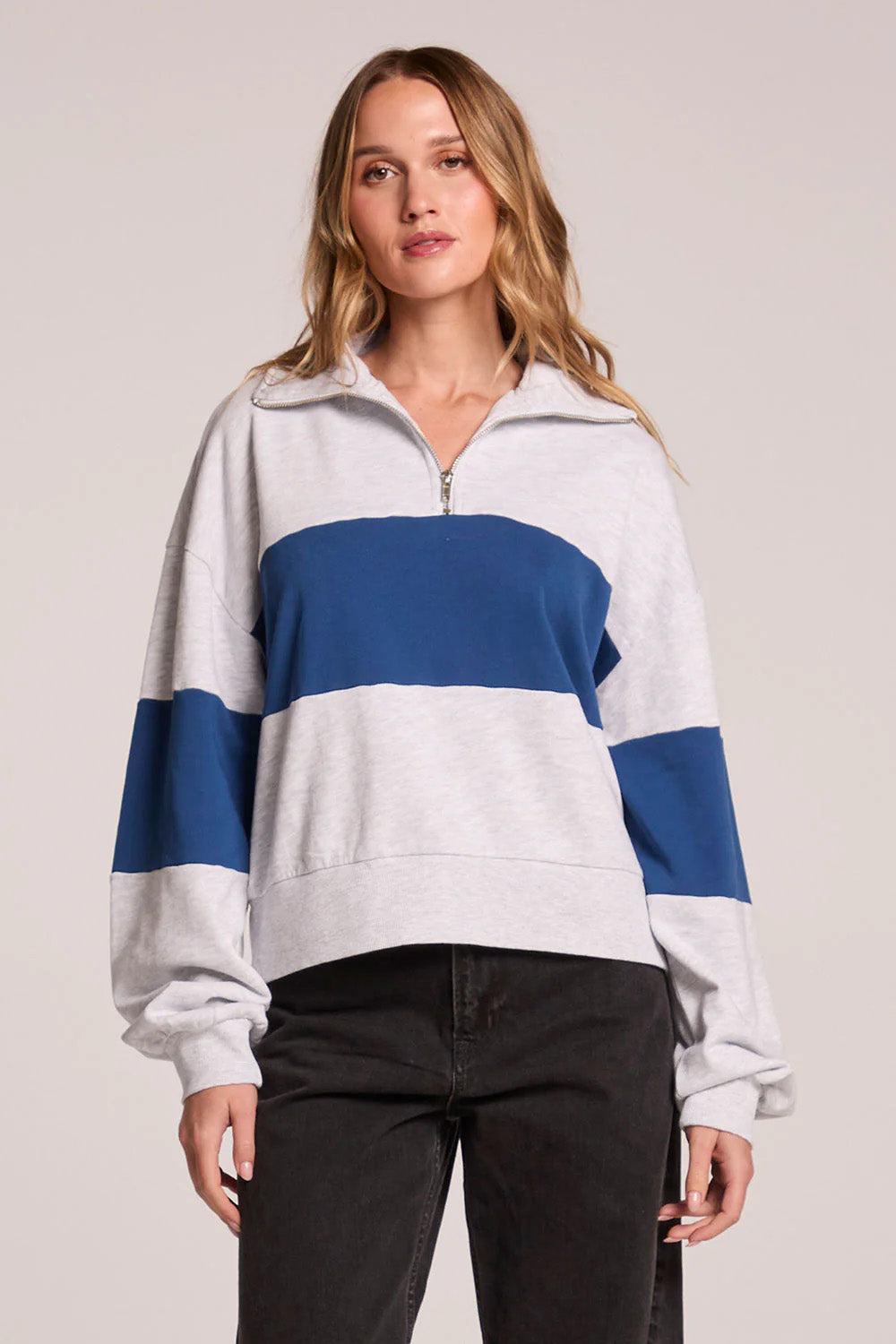 chcaser-jaime-half-zip-admiral-and-light-grey-heather-front
