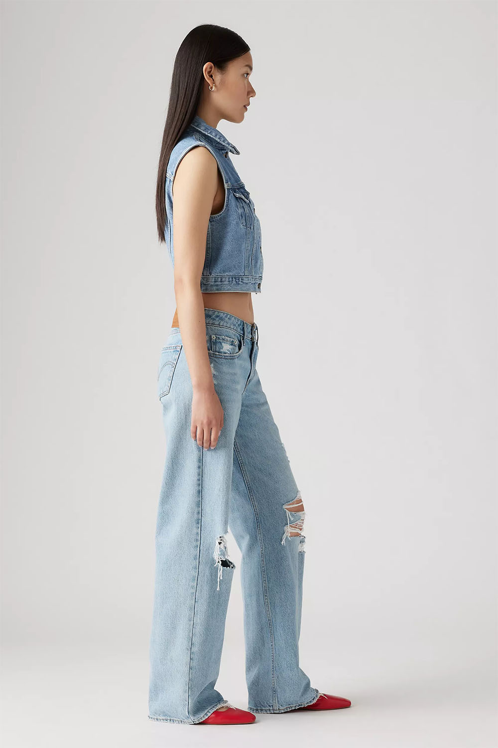 Levis - Low Loose - Probably OK - Side