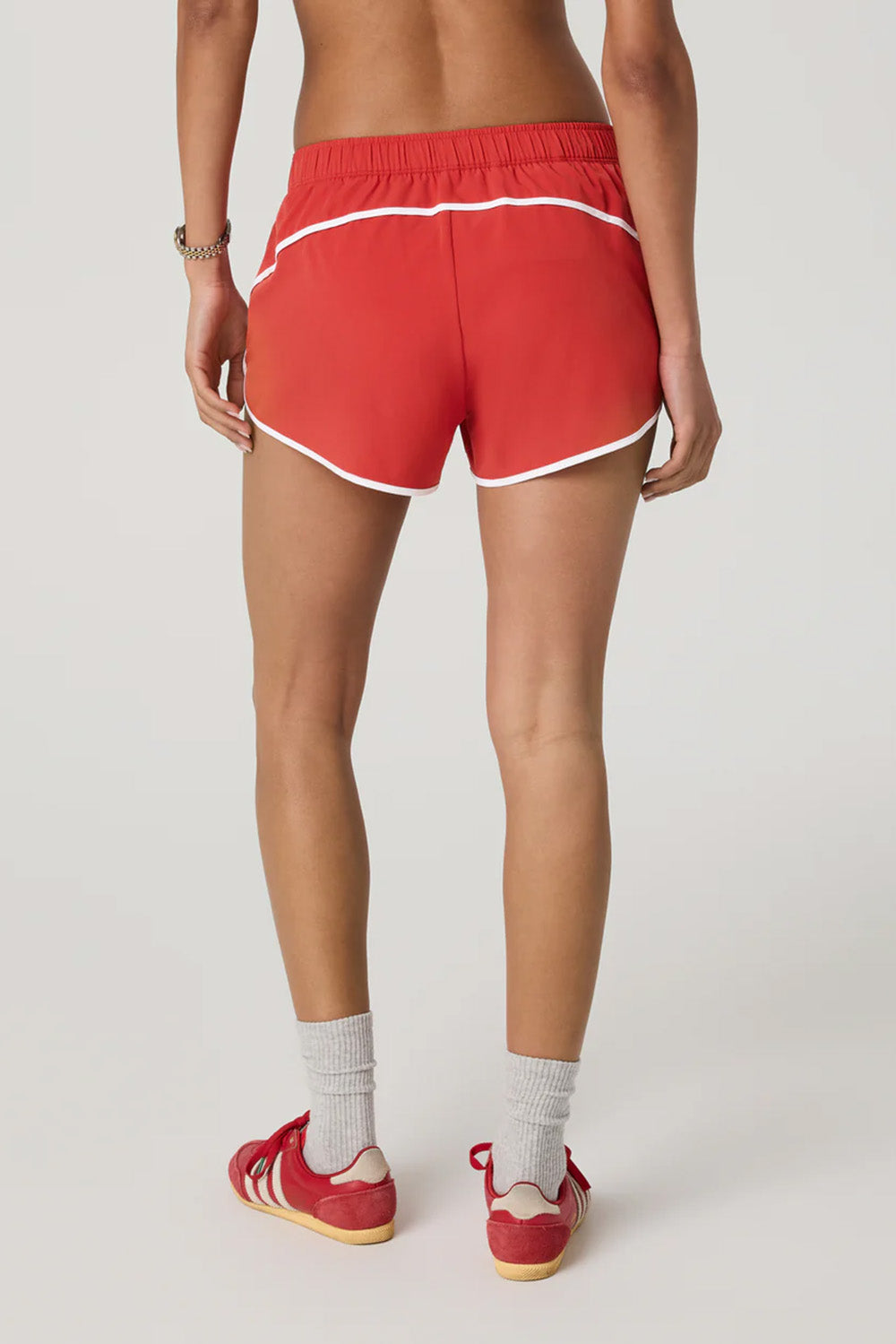 vuori-clementine-retro-short-crimson-back