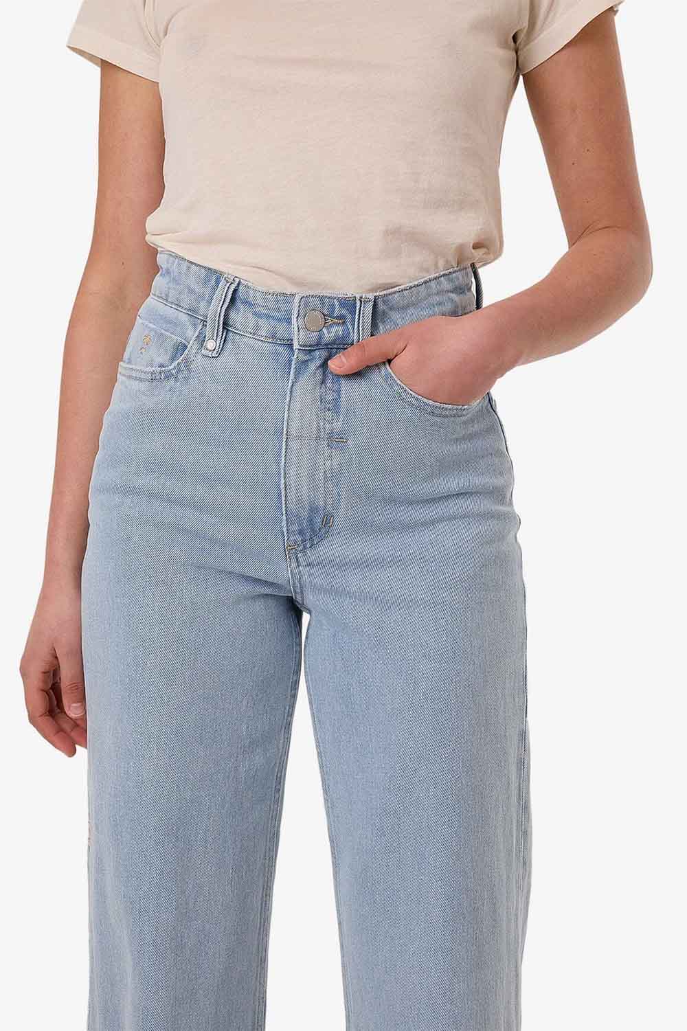 Thrills - Holly Jean - Ageless Blue - Detail