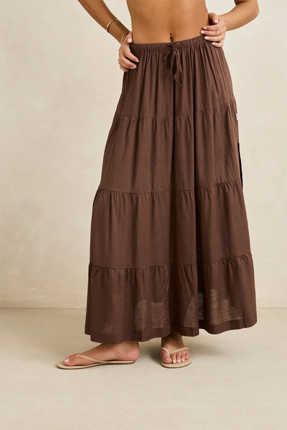 CLASSIC TIERED MAXI SKIRT