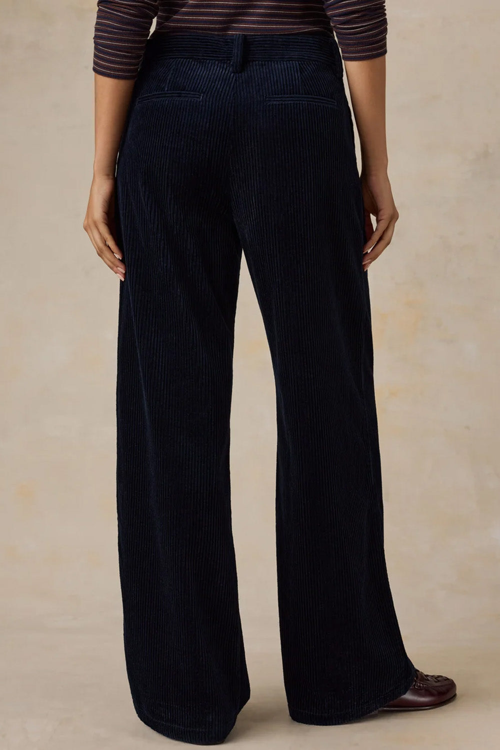 Faherty Hawthorne Cord Pleated Trouser in Navy — Back view