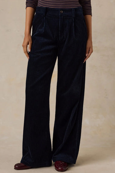 Faherty Hawthorne Cord Pleated Trouser in Navy — Front view