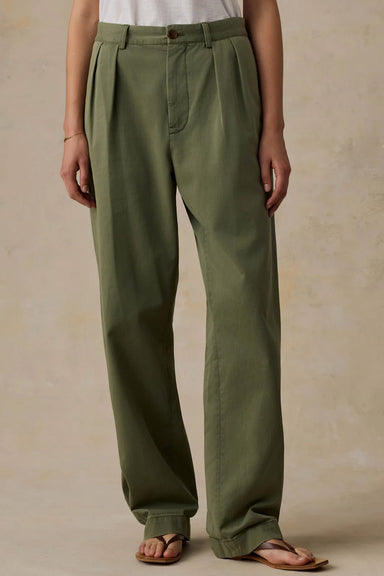 Faherty Seafarer Chino Pant in Clover — Front view