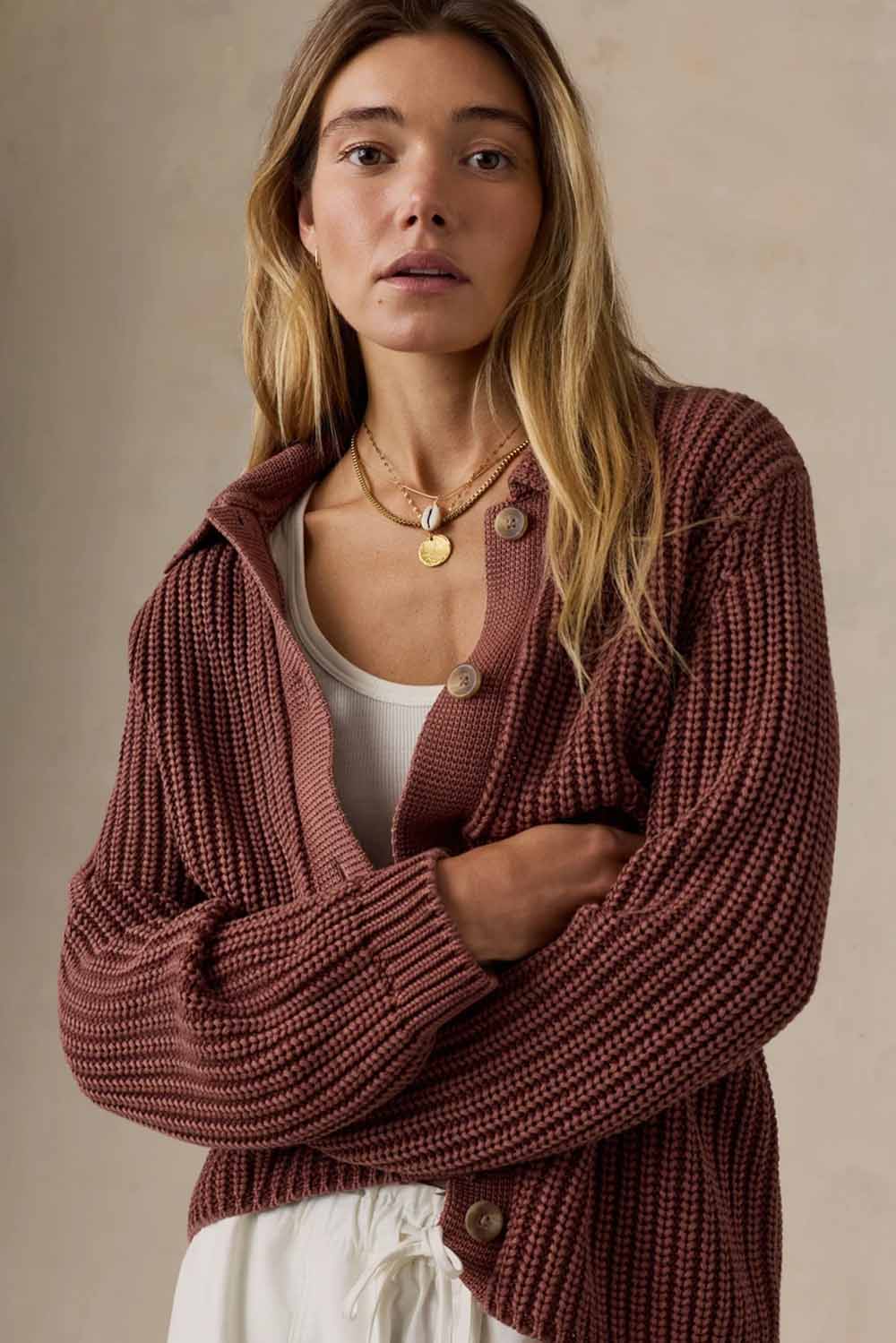 Faherty Sunwashed Lodge Cardigan in Sunwashed Redwood — Model view
