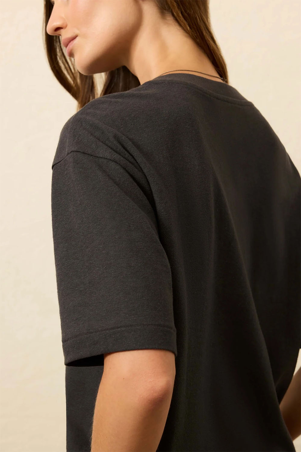 faherty hemp blend vintage tee washed black detail