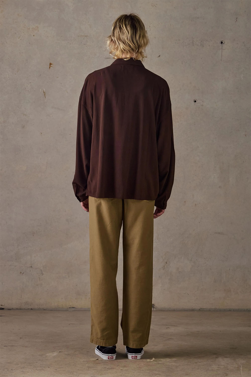 McTavish - Boxy Long Sleeve Shirt - Brown - Back