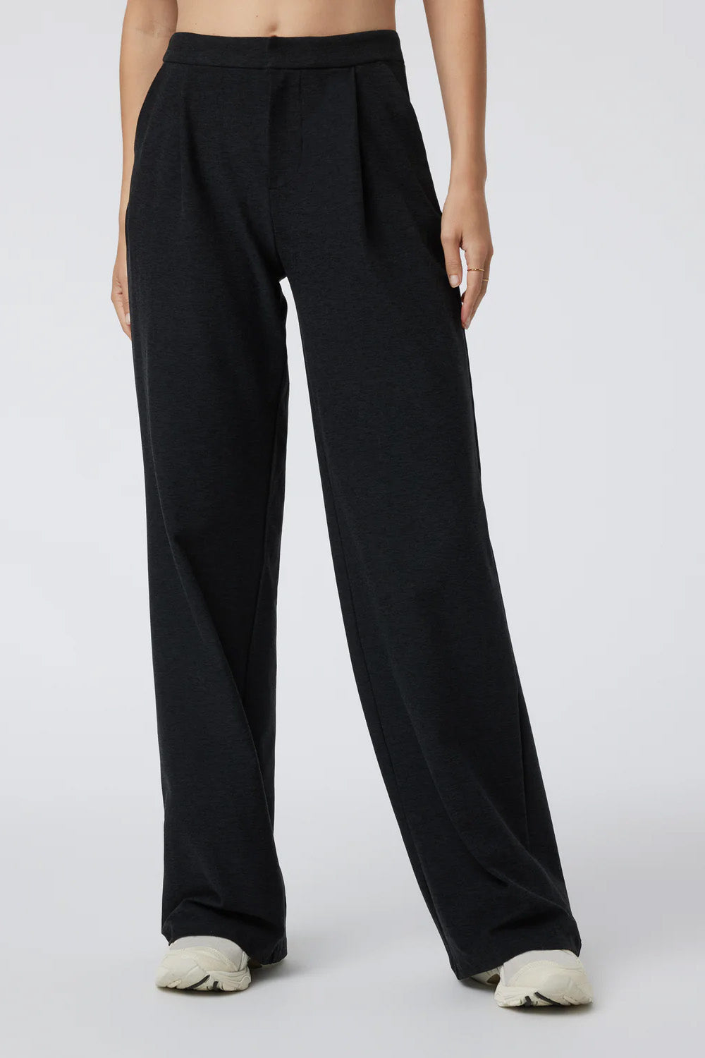 Vuori - Elevation Trouser - Black Heather - Front