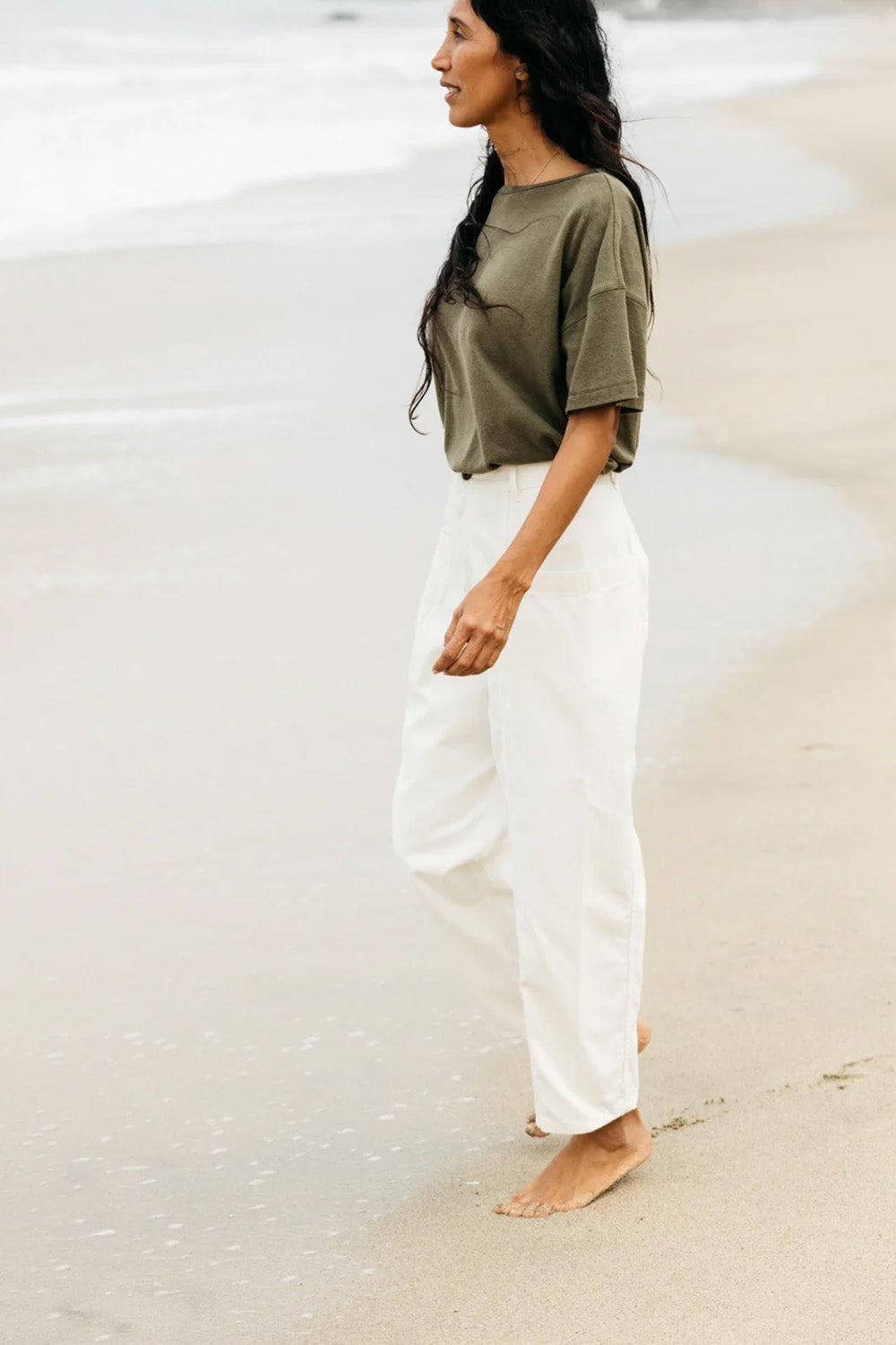 Finisterre Croft Barrel Trouser in Ecru — Front view