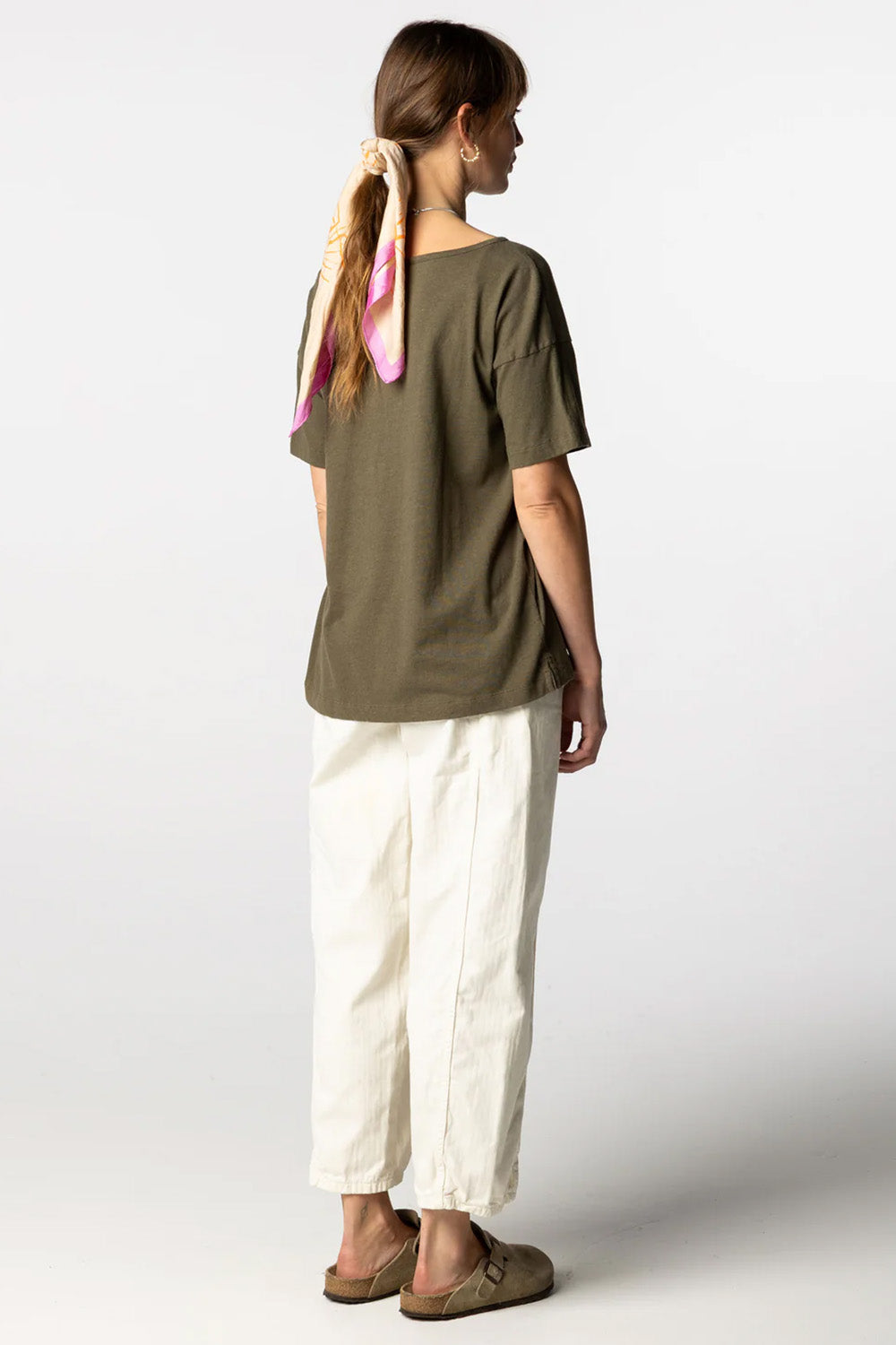 finisterre kea tee olive back