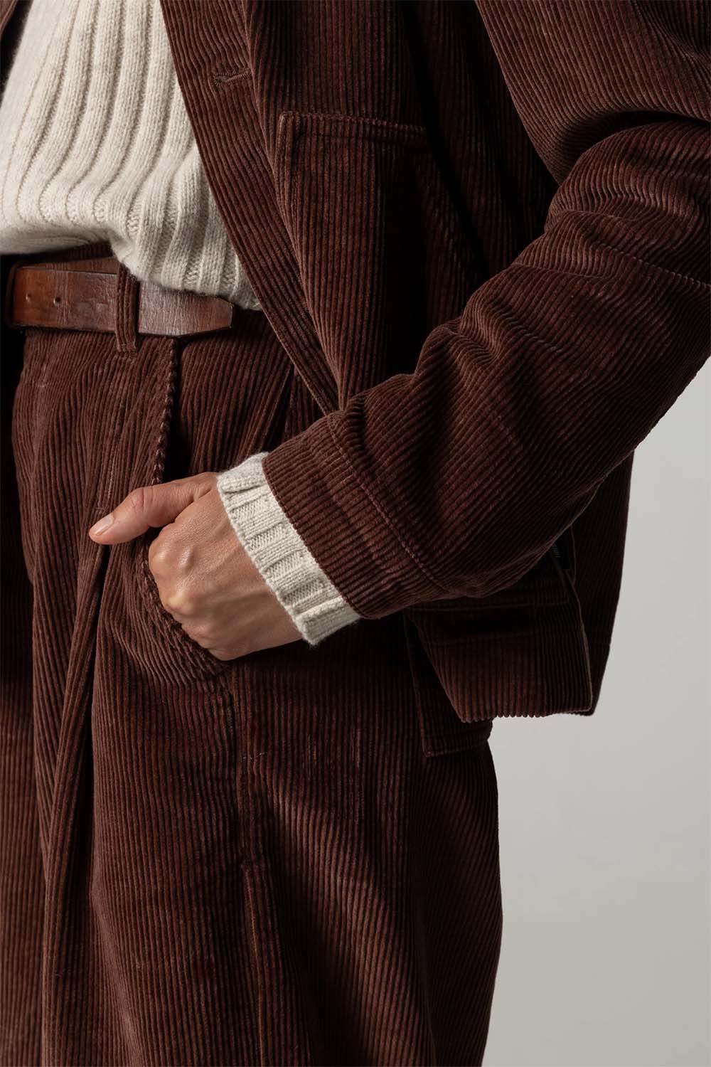 Finisterre - Yarrel Cord Jacket - Chestnut - Detail