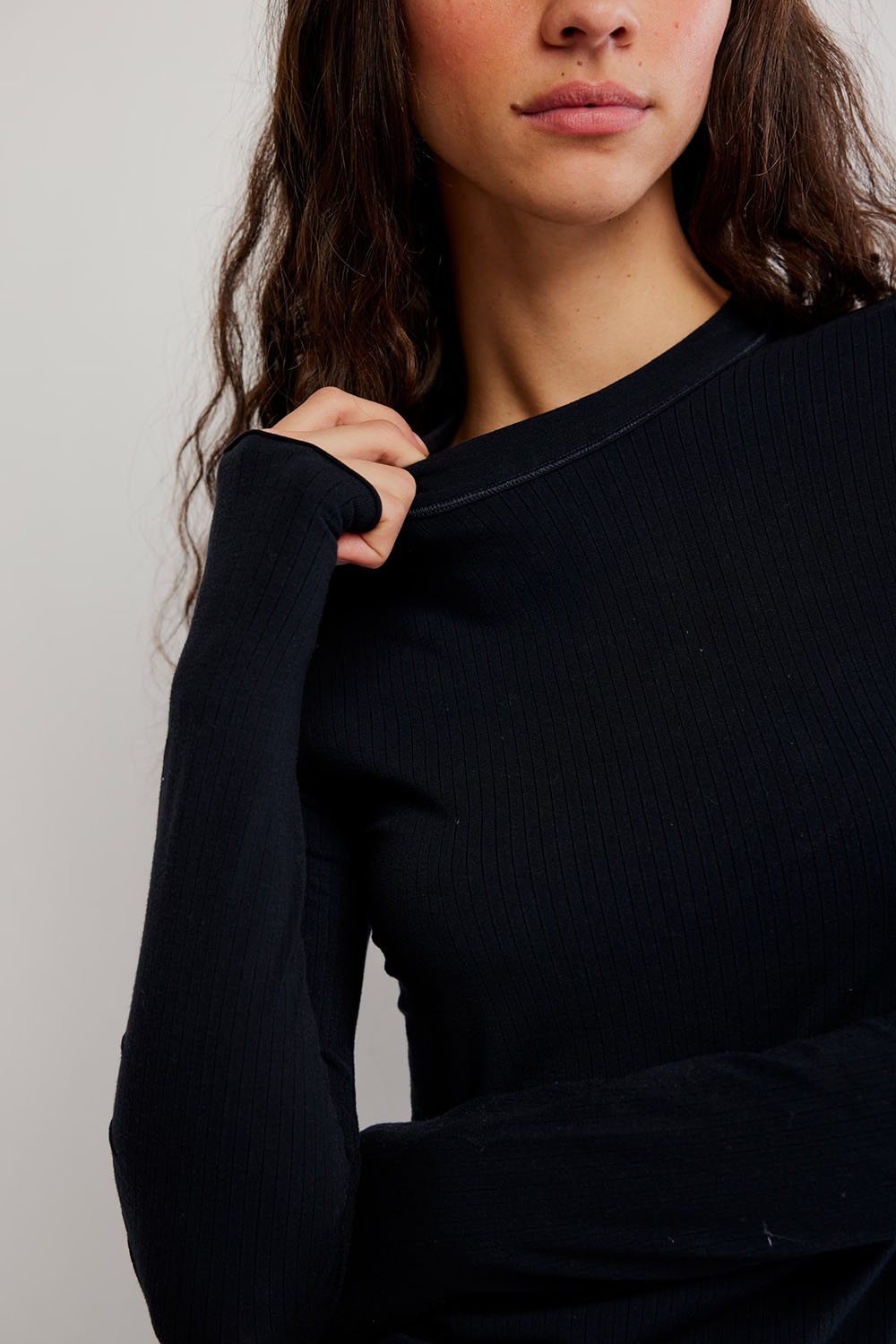 Free People - So Soft Seamless Long Sleeve - Black - Detail