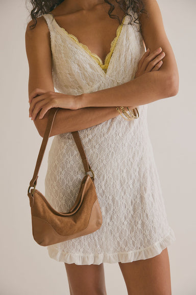 Free People Sindy Leather Shoulder Bag in Cognac — Model view