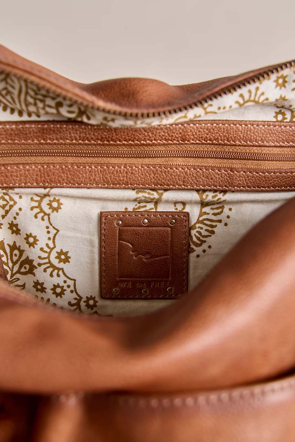 free-people-wtf-emerson-tote-saddle-detail