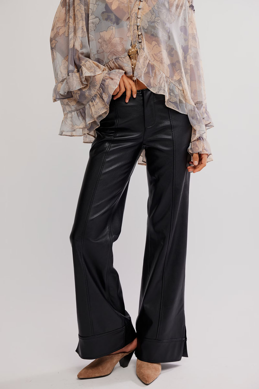 Free People - Glow Up Vegan Pant - Black - Front