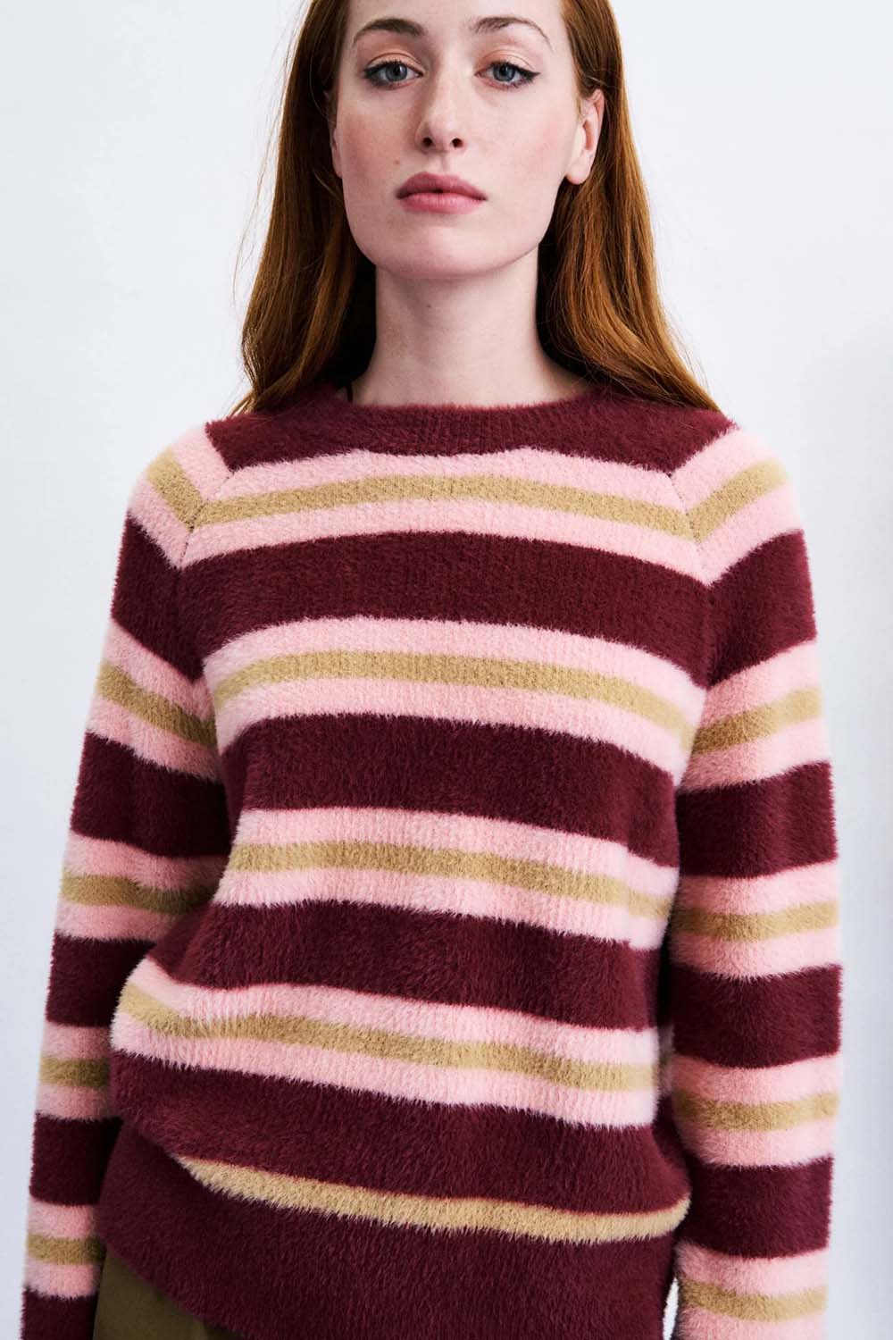 FRNCH Nara Sweater in Bordeaux — Model view