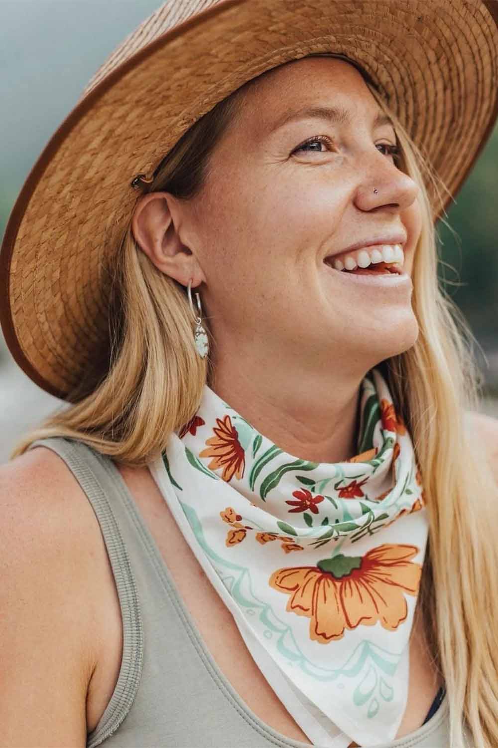 Handker Bandanas - Flora Bandana - Model