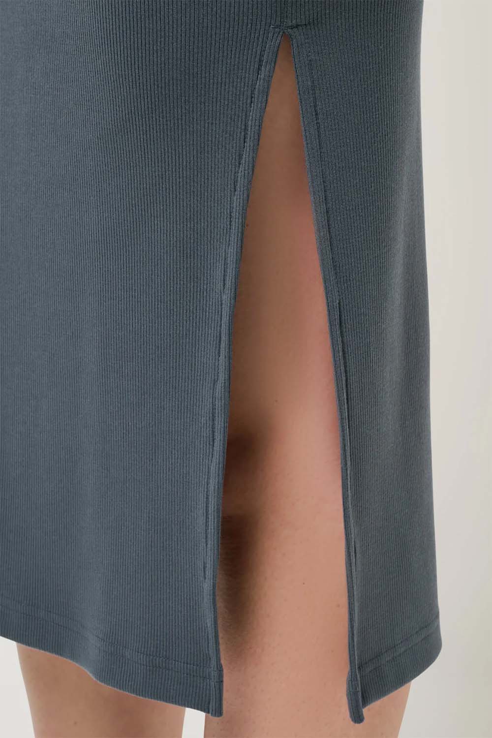 Travis Matthew - Cloud Rib Skirt - Dark Slate - Detail
