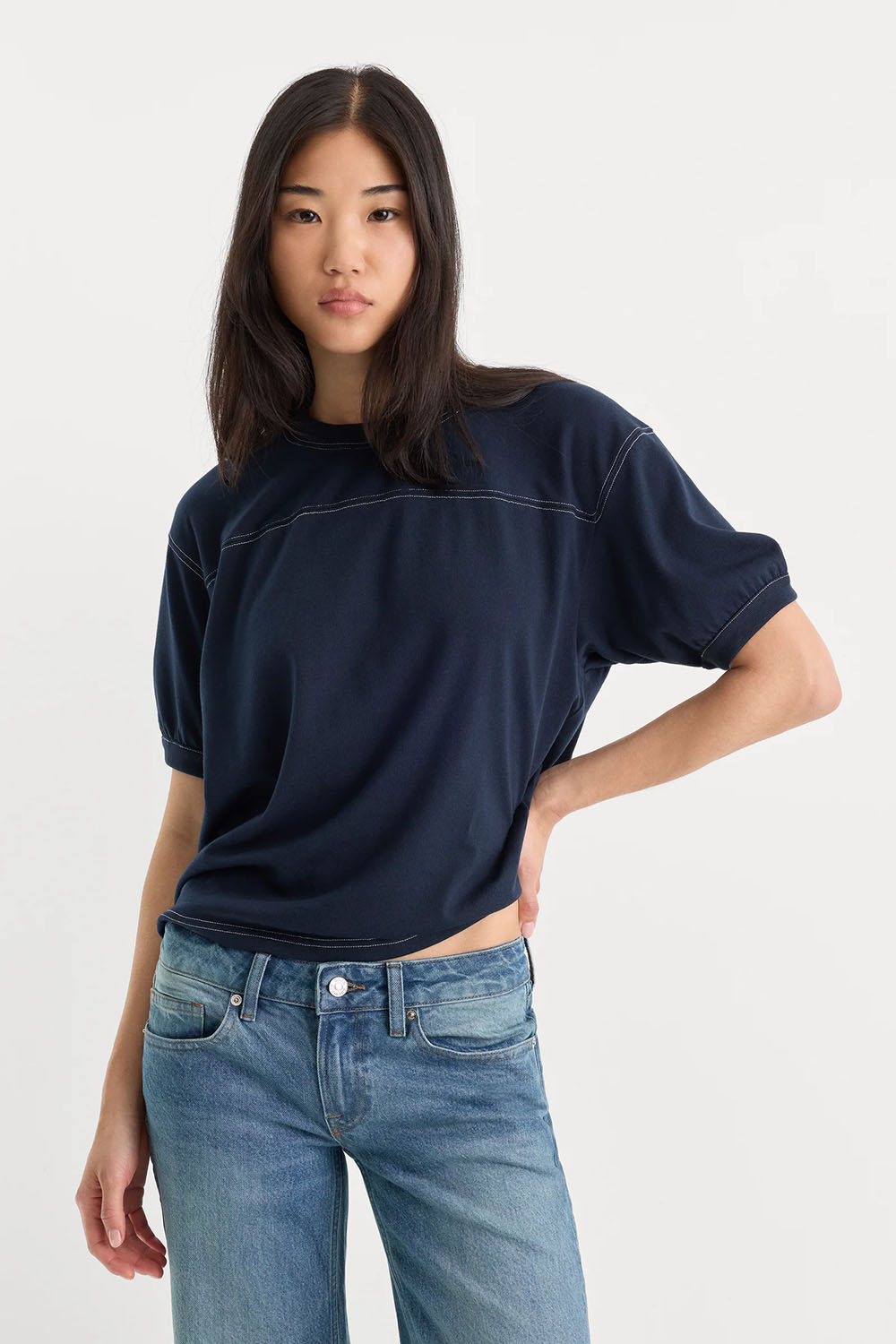 Good American The Gym Tee in New Navy — Front view