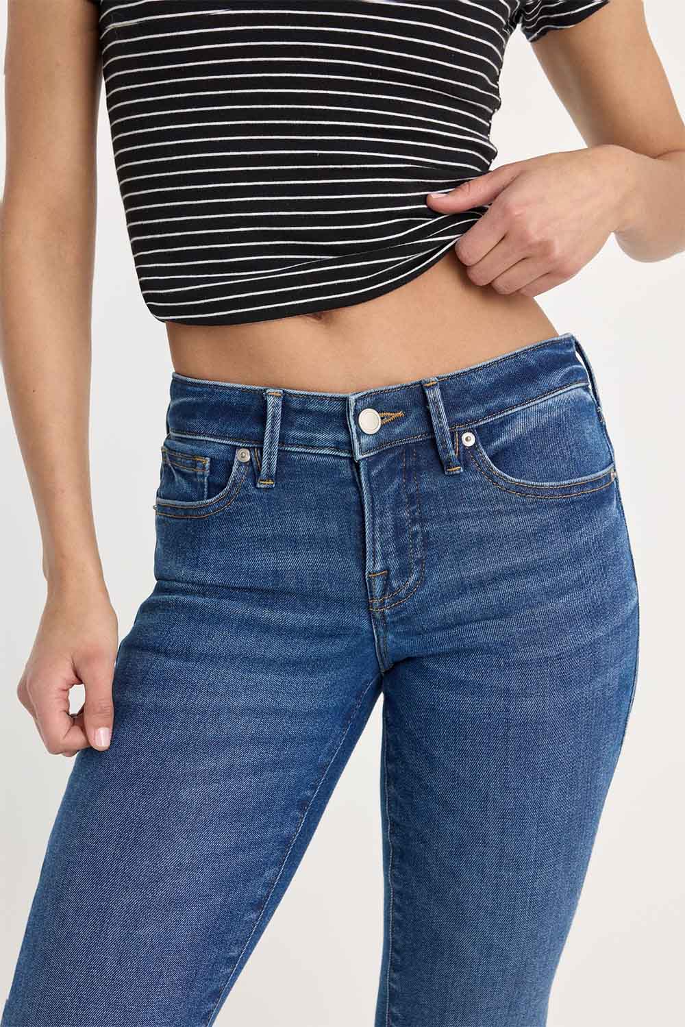good american low rise boot jean indigo1218 detail