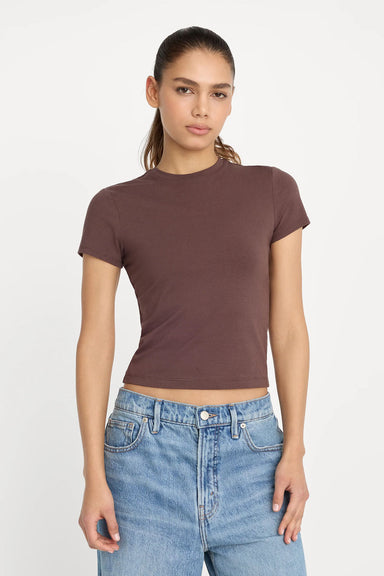 good american super stretch baby tee bitter cocoa front