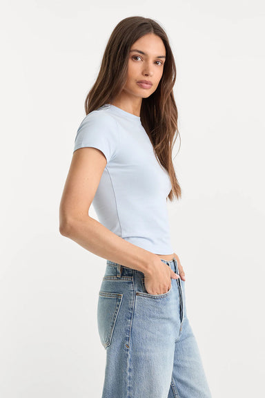 good american super stretch baby tee sky side