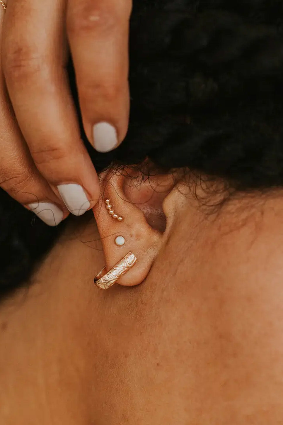 hello adorn poppy studs 14k gold fill model