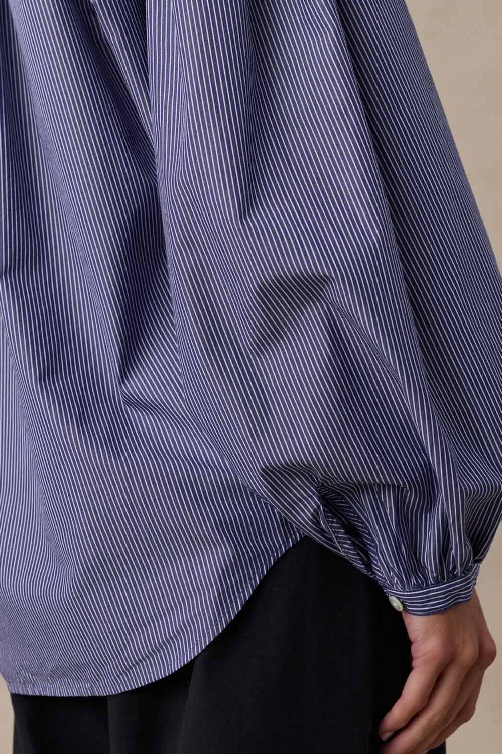 Faherty Coastal Poplin Suki Blouse in Sailor Ink Stripe — Sleeve detail view