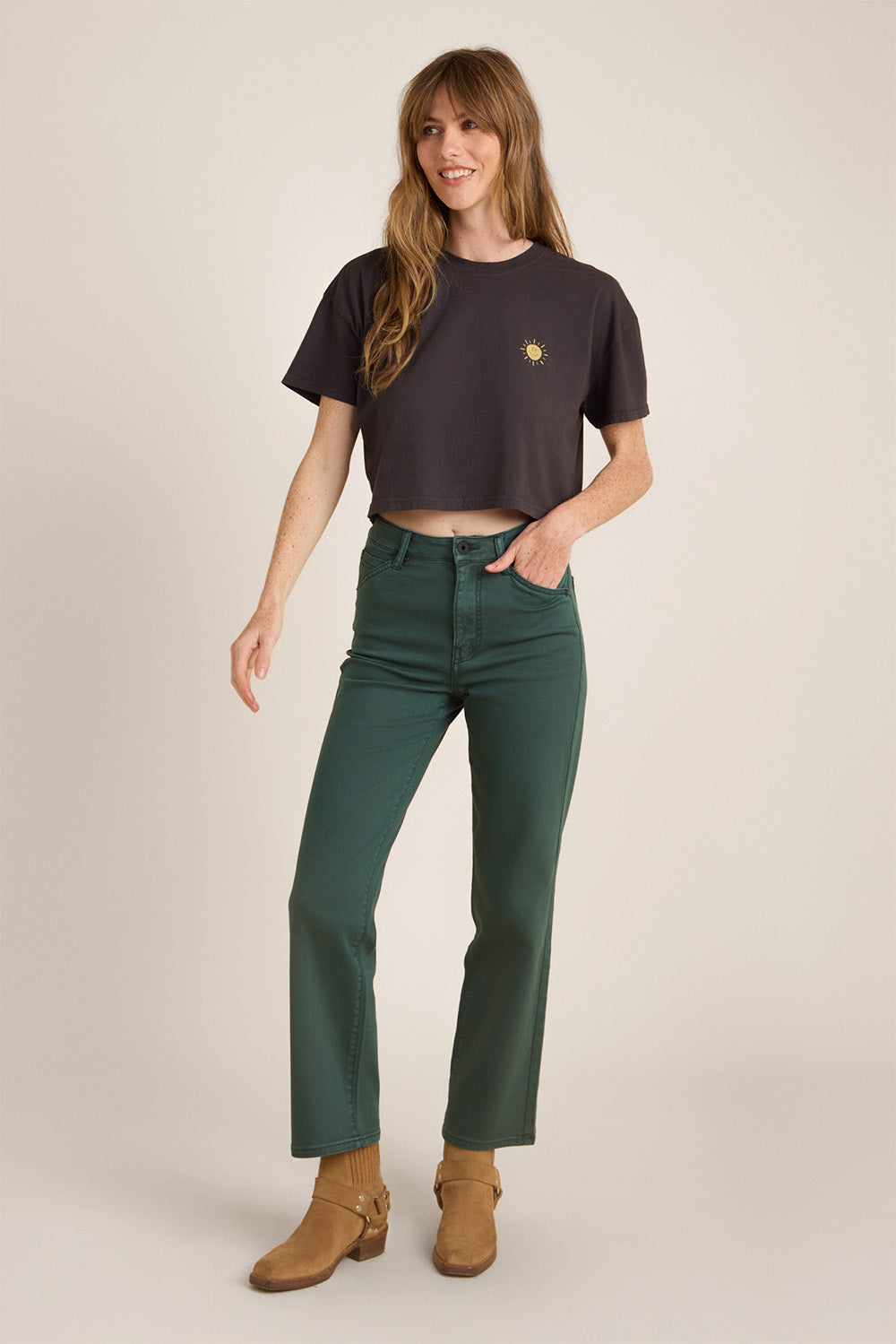 Roark - Seek Cropped Boxy Tee - Faded Black