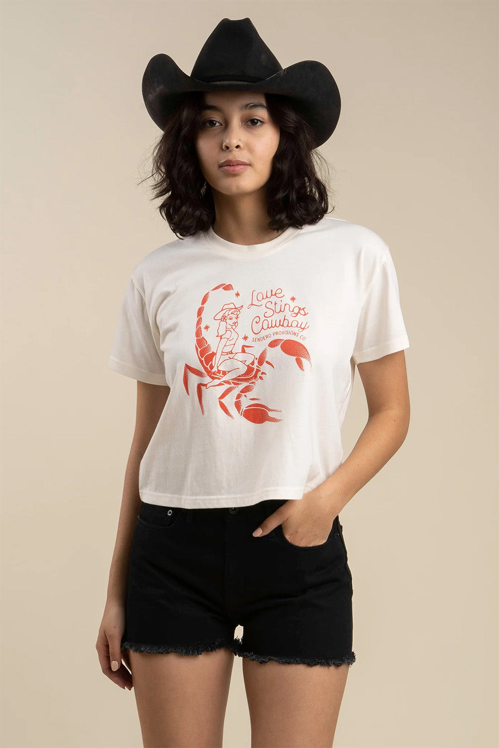 Sendero - Love Stings Crop Tee - Vintage White - Model