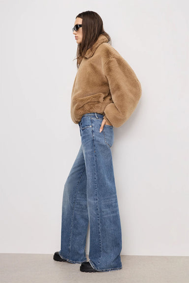 Good American - Good Ease Relaxed Jeans - Indigo - Side