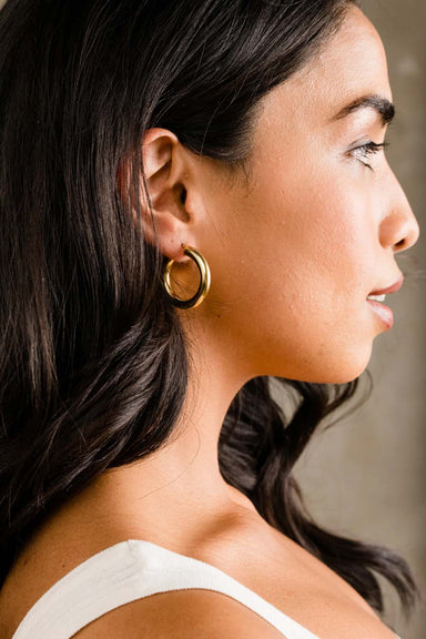 Able - Air Hoops - Gold Vermeil - Model