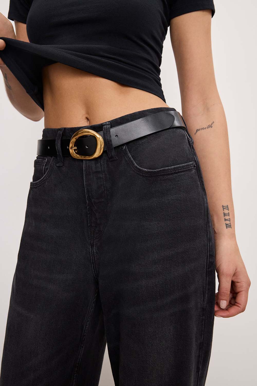 Good American - Good 90s - Black - Front Detail