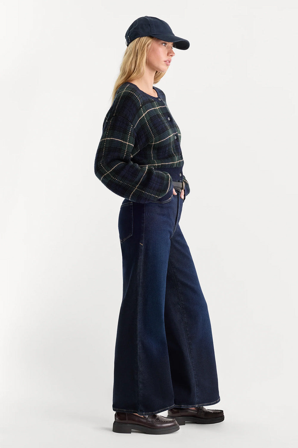 Good American Soft Tech Waist Palazzo Ankle Jeans in Rinse — Side view