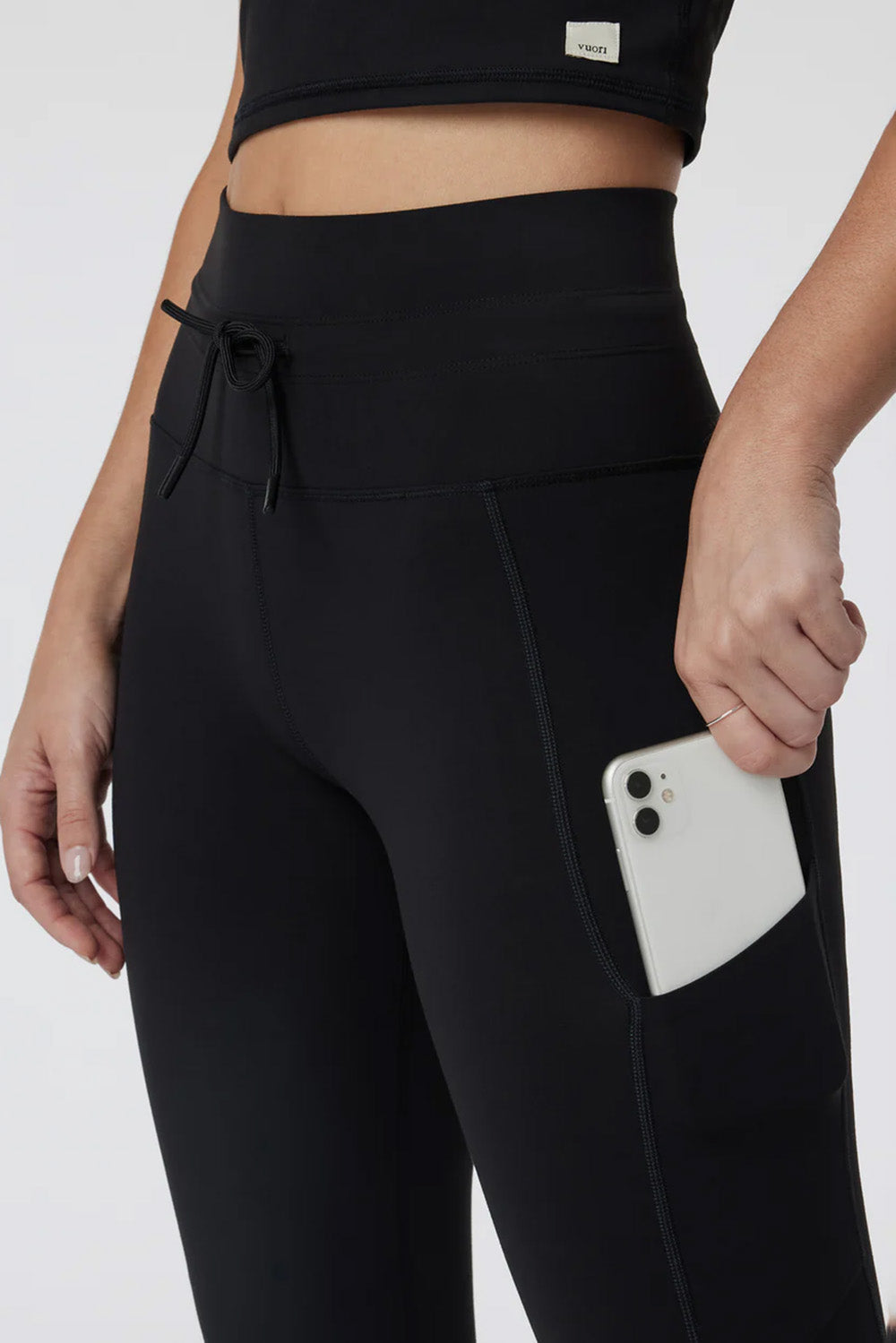 Vuori - Daily Pocket Legging - Black - Detail