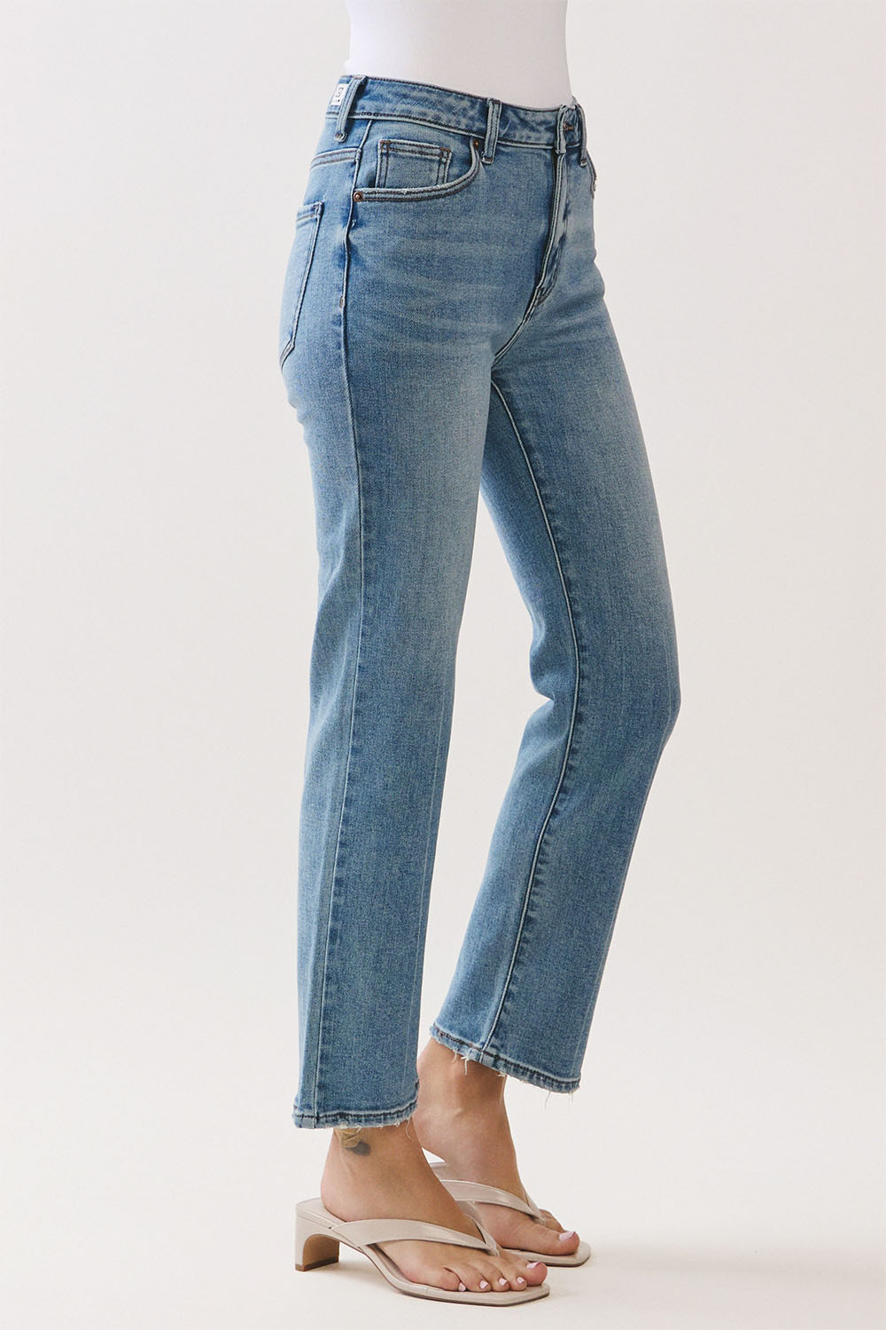 letter-to-juliet-siena-basic-straight-leg-medium-side