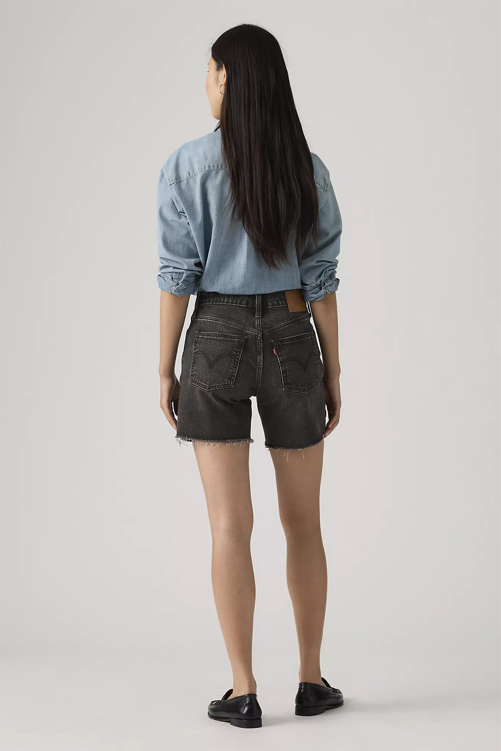 levis-501-mid-thigh-short-delivery-distance-back