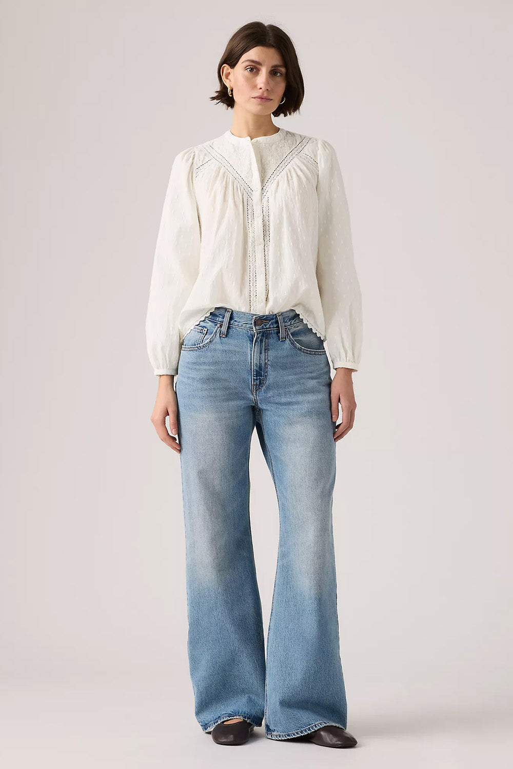 levis-loose-boot-easy-days-front